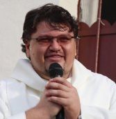 cropped-Père-Pascal-MUSSARD-curé-2015-3.jpg